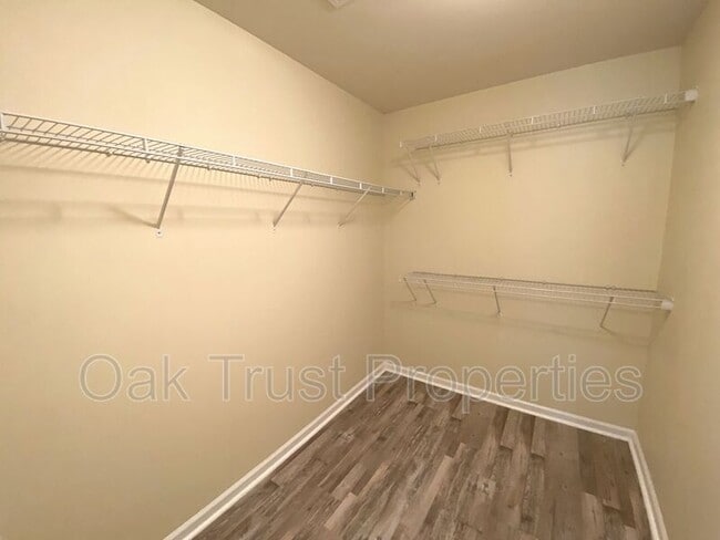 Building Photo - 136 Mcgrady Dr