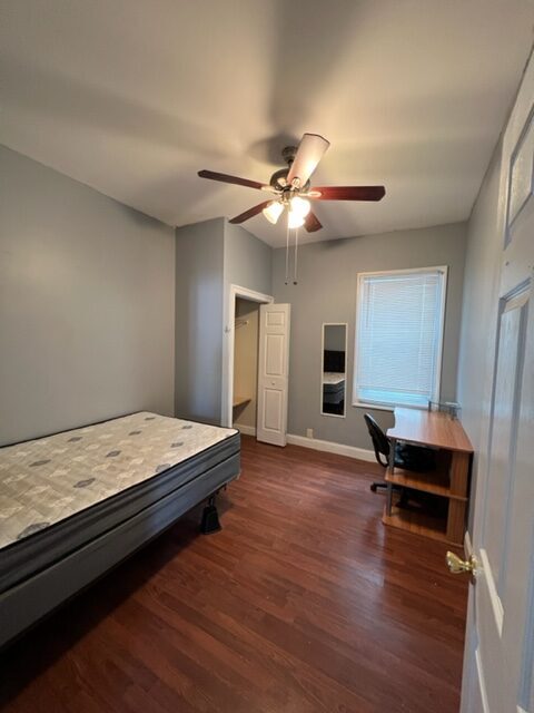 Building Photo - 301 Lexington Ave