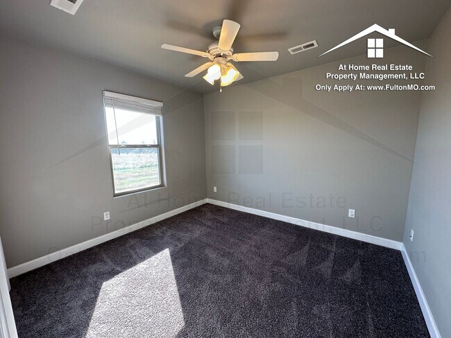 Building Photo - 508 Commons Drive Fulton, MO 65251