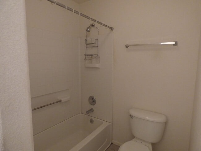 Building Photo - 1596 Meachum Way