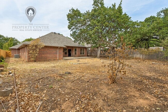 Building Photo - 716 Tuscany Way