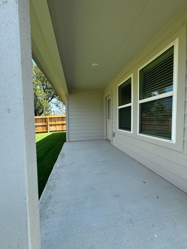 Building Photo - ONE STORY | 3 BEDROOM | 2 BATH | BUILT 2024 | RIVERSTONE AT WESTPOINT