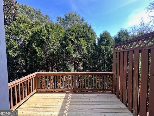 Building Photo - 7540 Jamestown Dr