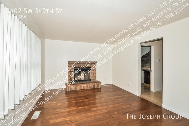 Building Photo - 1402 SW 349th St