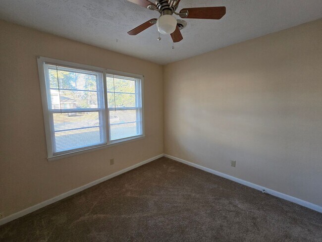 Building Photo - 6615 Keeler Dr