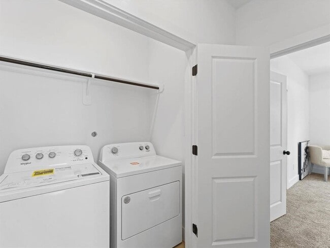 Building Photo - 1448 Dewalt St