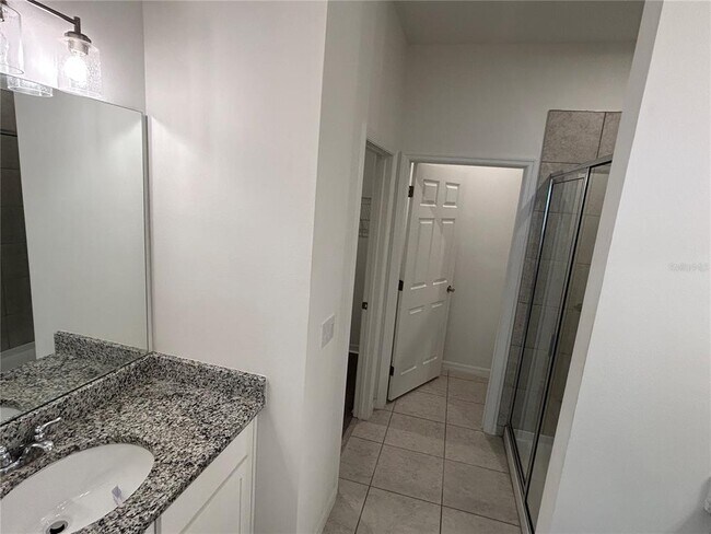 Building Photo - 1092 Patriot Lp