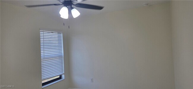 Building Photo - 1317 Nelson Rd N