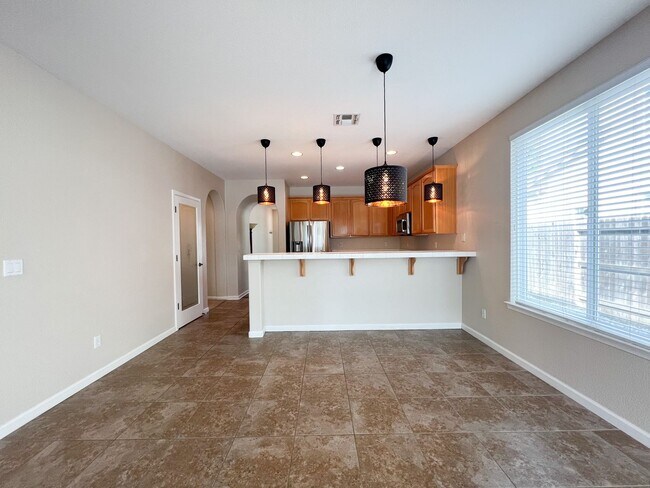 Building Photo - West Sacramento Gem with 3 Bedrooms & 2 Ba...