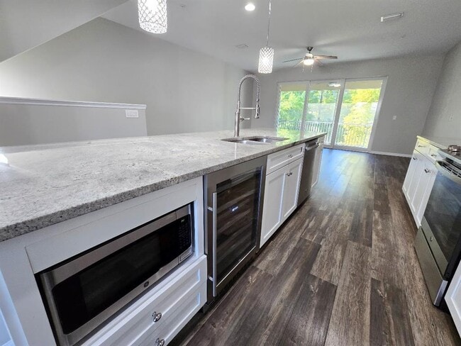 Building Photo - 807 Callista Cay Loop