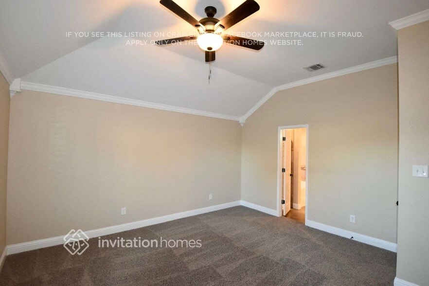 Building Photo - 2029 Bay Laurel Dr