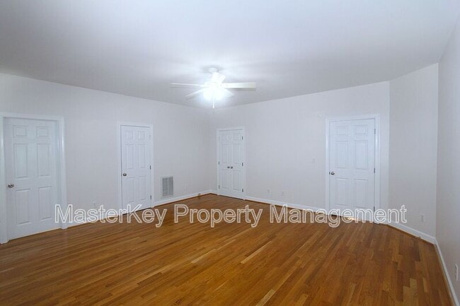 Building Photo - 4924 Olde Millcrest Ct