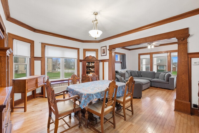 Building Photo - 1136 Fond Du Lac Ave