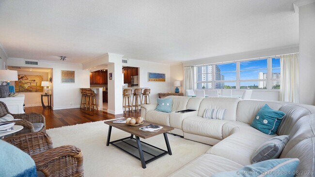 Building Photo - 3430 Galt Ocean Dr