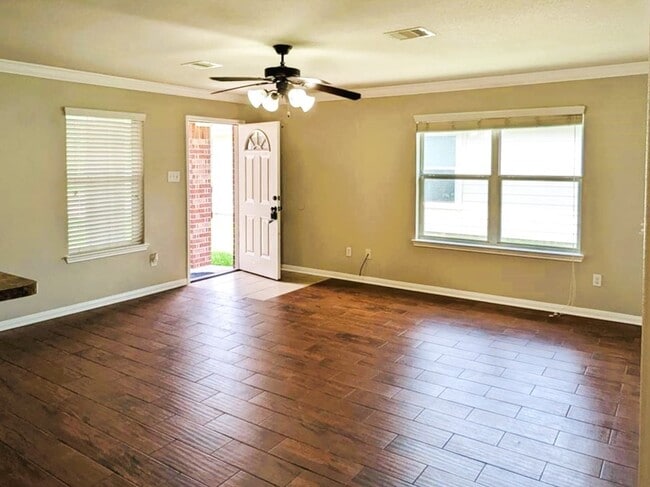 Building Photo - 6242 El Granate Dr