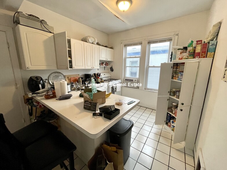 Primary Photo - 530 Cambridge St