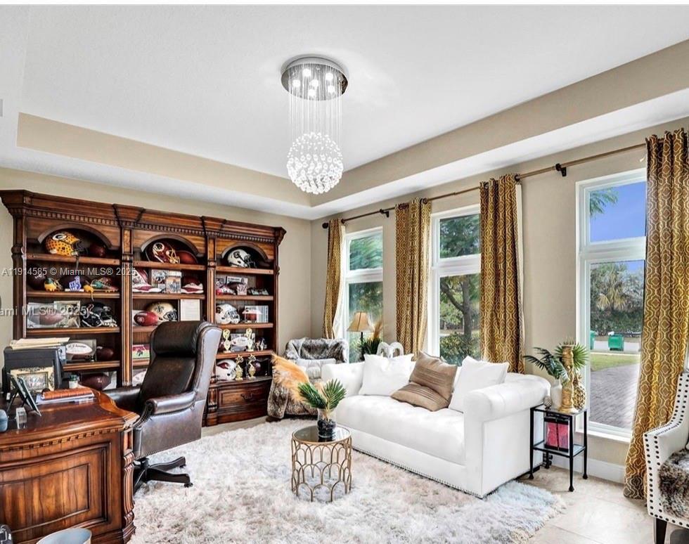 Building Photo - 6804 N Stillwater Shores Dr