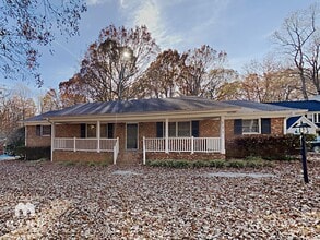 Building Photo - 511 Andover Rd
