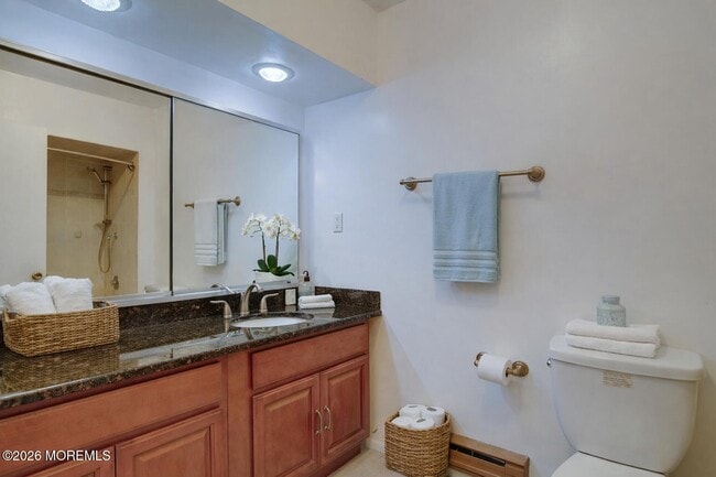 Building Photo - 59 Amberly Dr