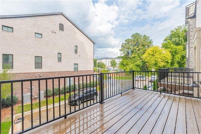 Building Photo - 4133 Wisconsin Dr