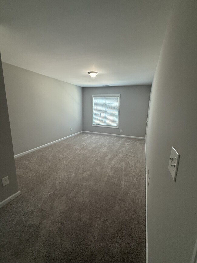 Building Photo - 151 Cullen Ct