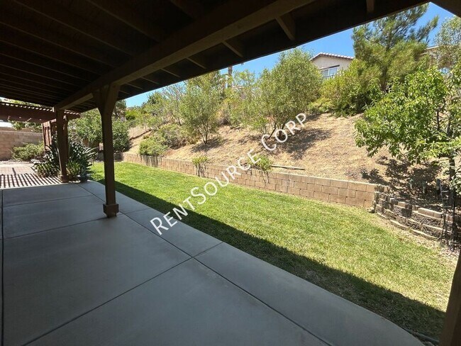 Building Photo - 39821 Sunstar St