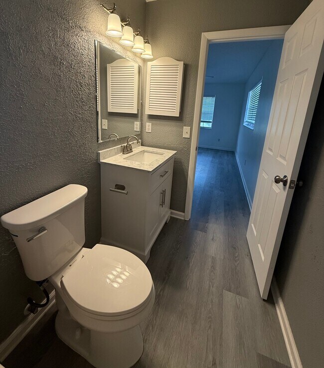 Building Photo - 5064 Springwood Rd