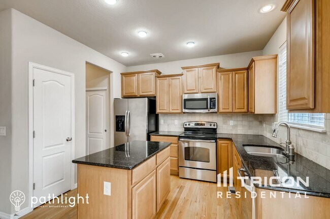 Building Photo - 161 N Newbern Way