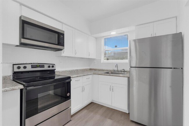 Primary Photo - 3051 NW 77th St