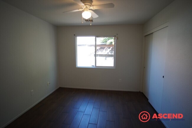 Building Photo - Charming 3-Bedroom Home in the Akers & Berkshire Area!