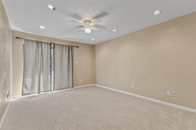 Building Photo - 925 Signal Ridge Pl