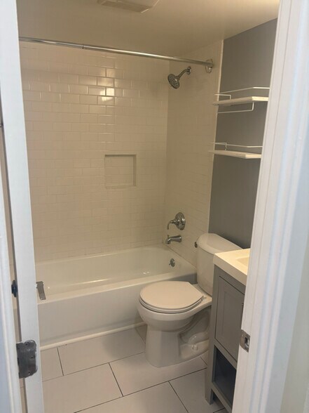 Building Photo - 2351 16th St SE