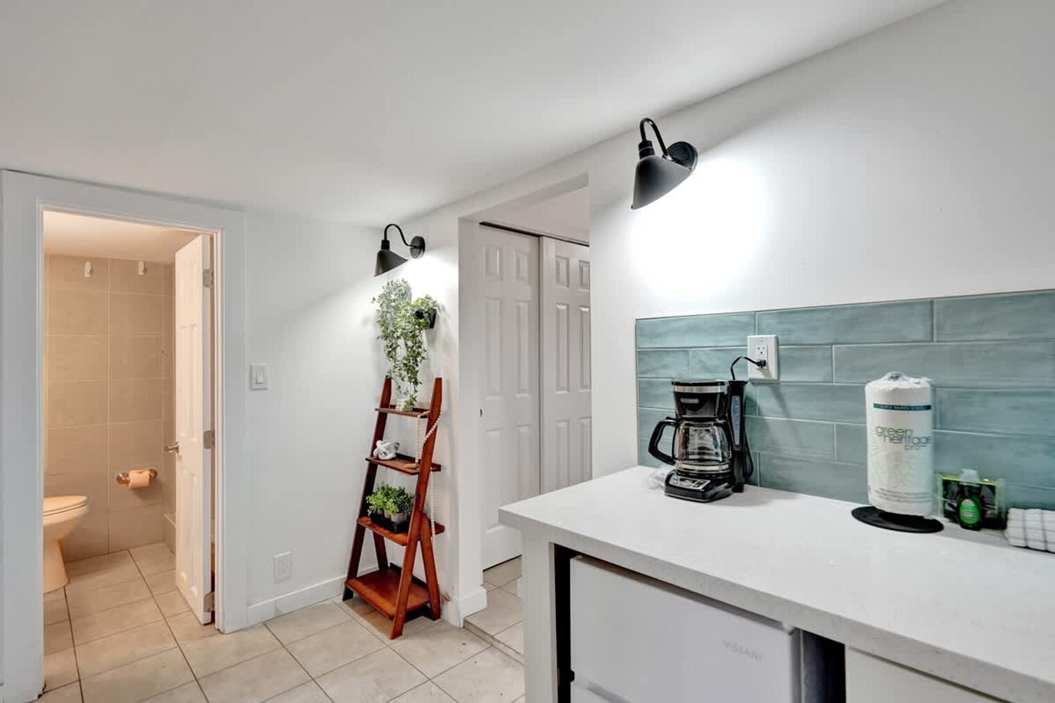 Building Photo - 1115 SW 4th St