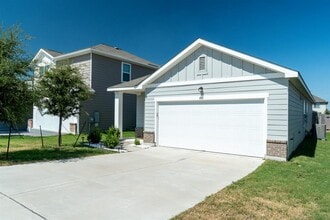 Building Photo - 402 Gemsbok Rd