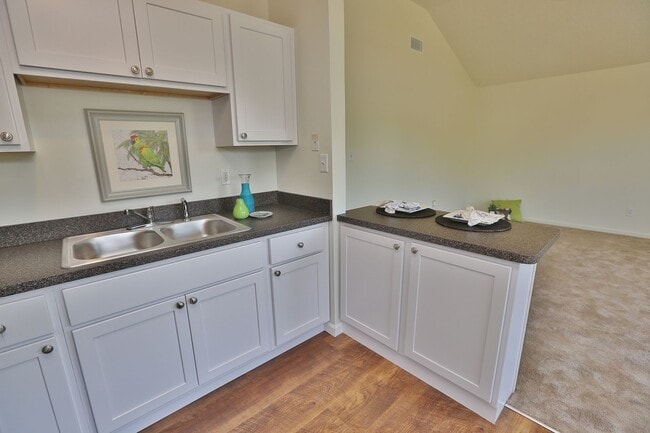 Building Photo - COMPLETELY UPDATED & READY 05-08-26!! 2-Bedroom 2nd Floor Duplex Just Minutes to the Beach!