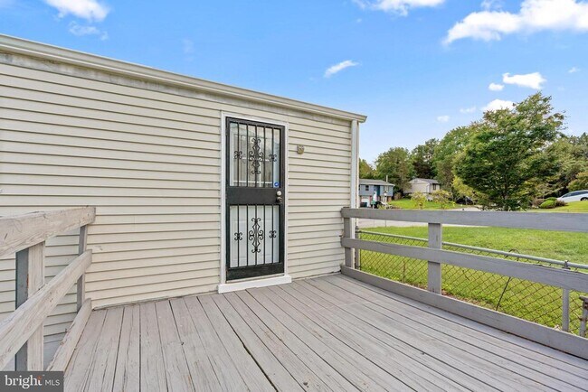 Building Photo - 3500 Manis Rd