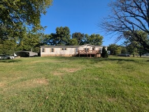 Building Photo - 13105 Central Pike