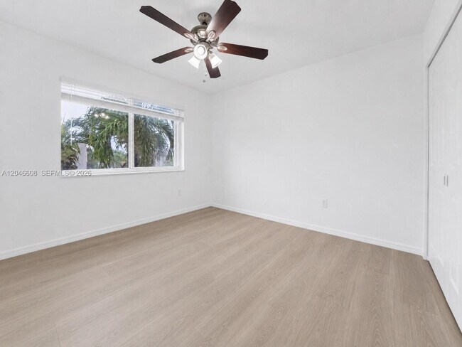 Building Photo - 2802 SW 128th Way