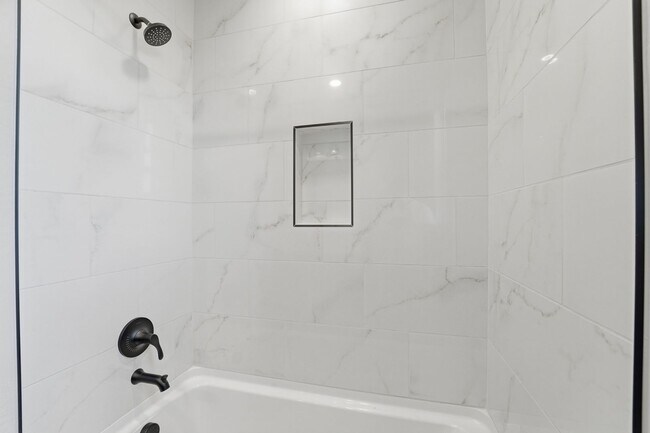 Building Photo - Brand-New 2025 Contemporary Condo | 2 Bed + 2 Bath | Prime North Phoenix Location