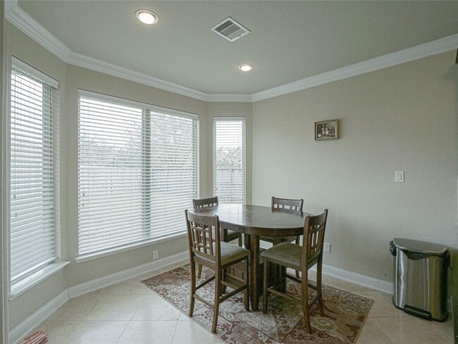Building Photo - 2701 Camden Hills Ln