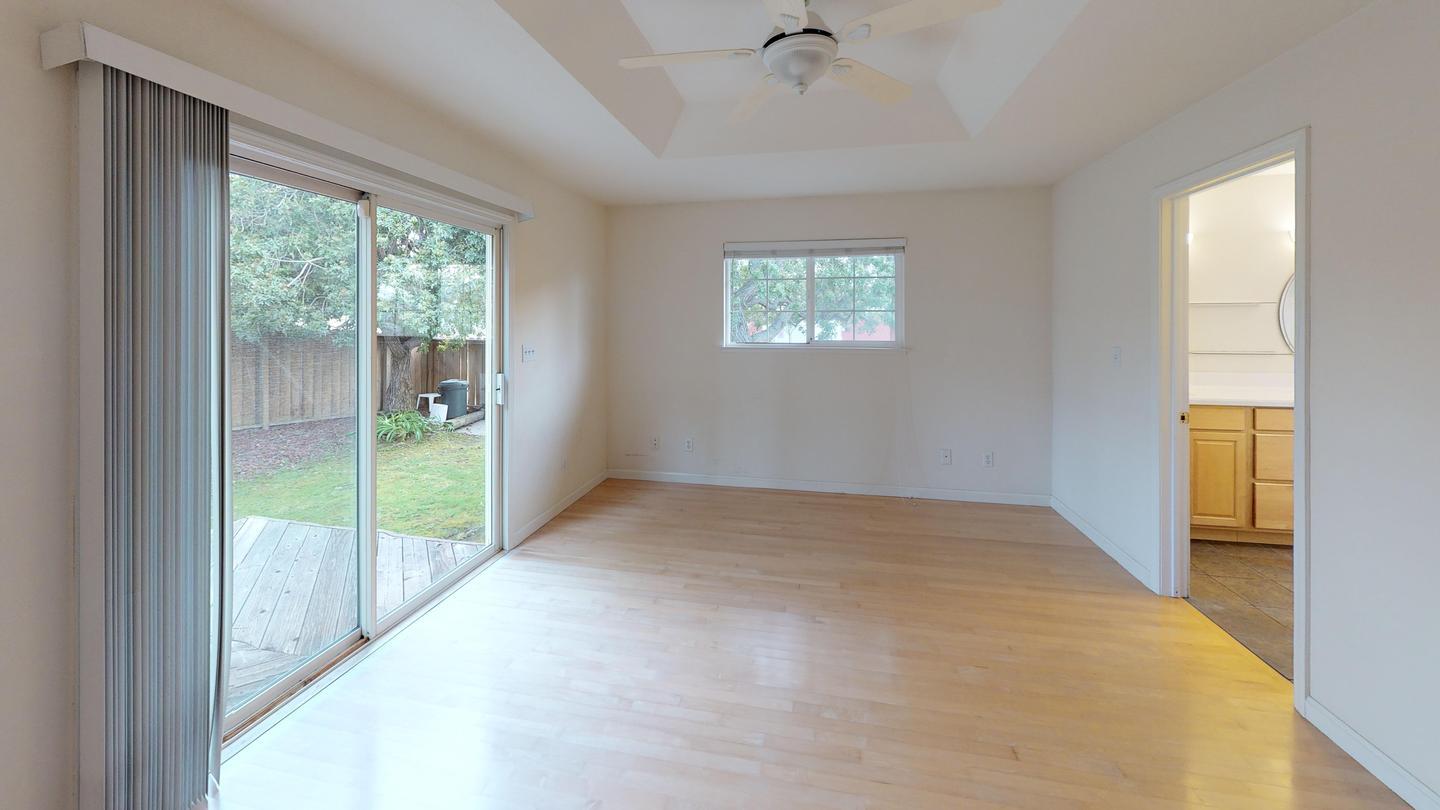 Building Photo - 602 Teredo Dr
