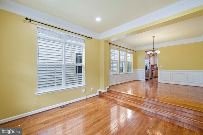 Building Photo - 7517 Lindberg Dr