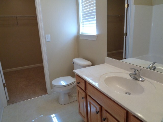 Building Photo - 4239 Turnberry Rd