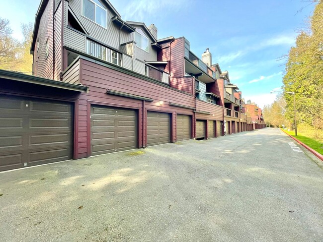 Building Photo - Great Condo For Rent