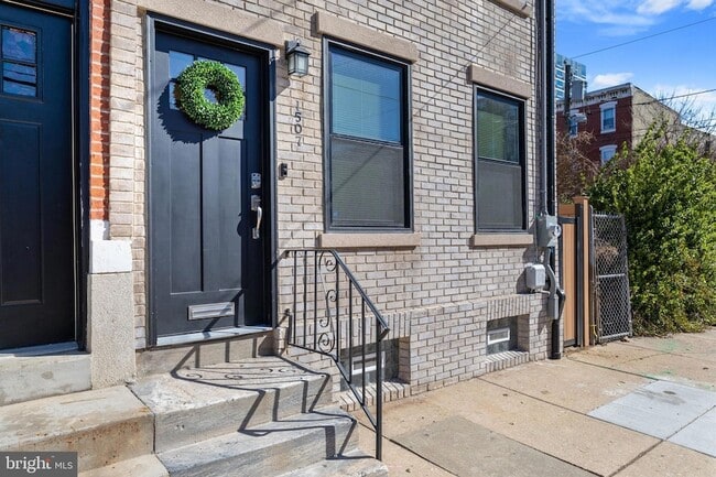 Building Photo - 1507 W Thompson St