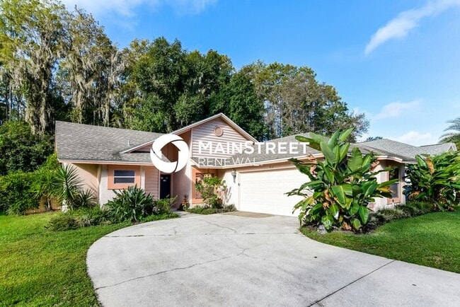 Primary Photo - 3 Bedroom Pet-Friendly Home in Tarpon Spri...