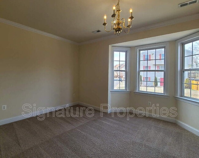 Building Photo - 209 Shaw Ct