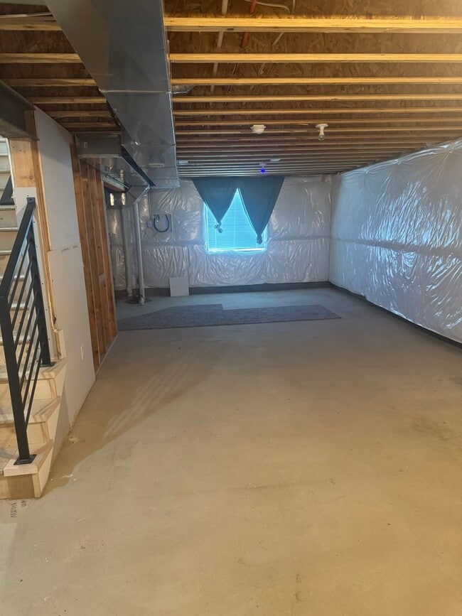 Building Photo - New 4 Bedroom | 2.5 Bath | Scenic Views | ...