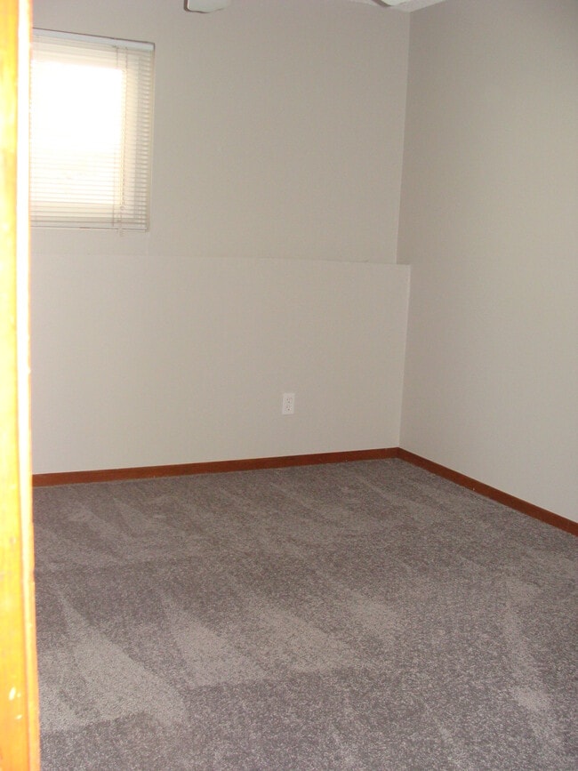 Building Photo - 414 W Beaver Creek Blvd