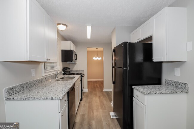 Building Photo - 5356 Olde St